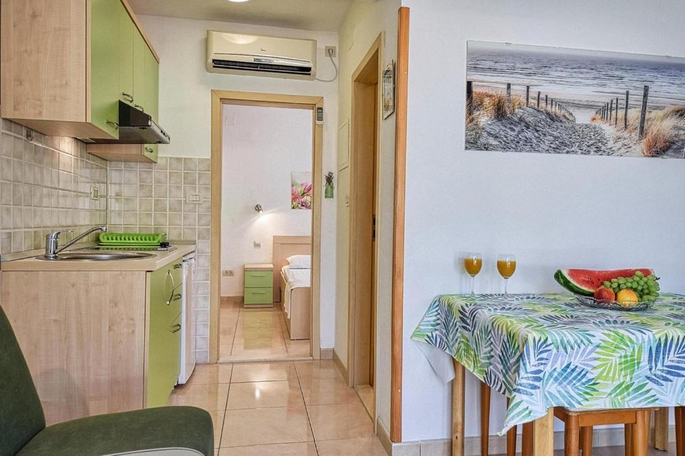 Apartments Gracija Povlja  Luaran gambar