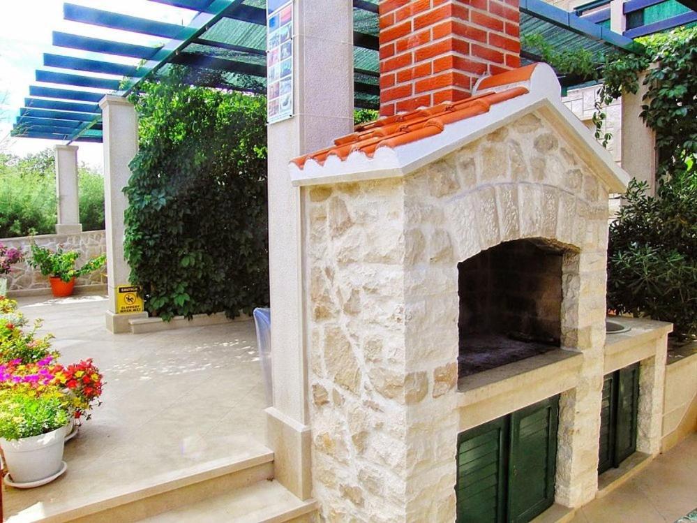 Apartments Gracija Povlja  Luaran gambar
